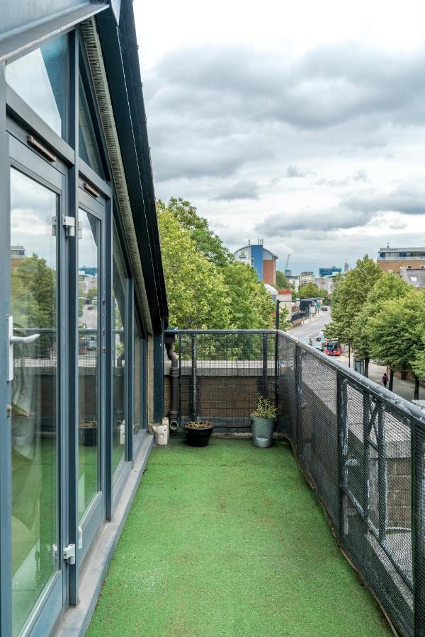 Modern 1 Bedroom City Penthouse Apartment London