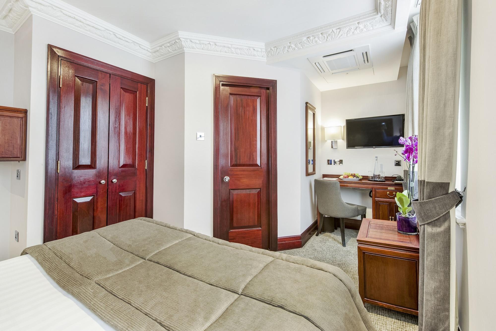 Hotel Fitzrovia 4*