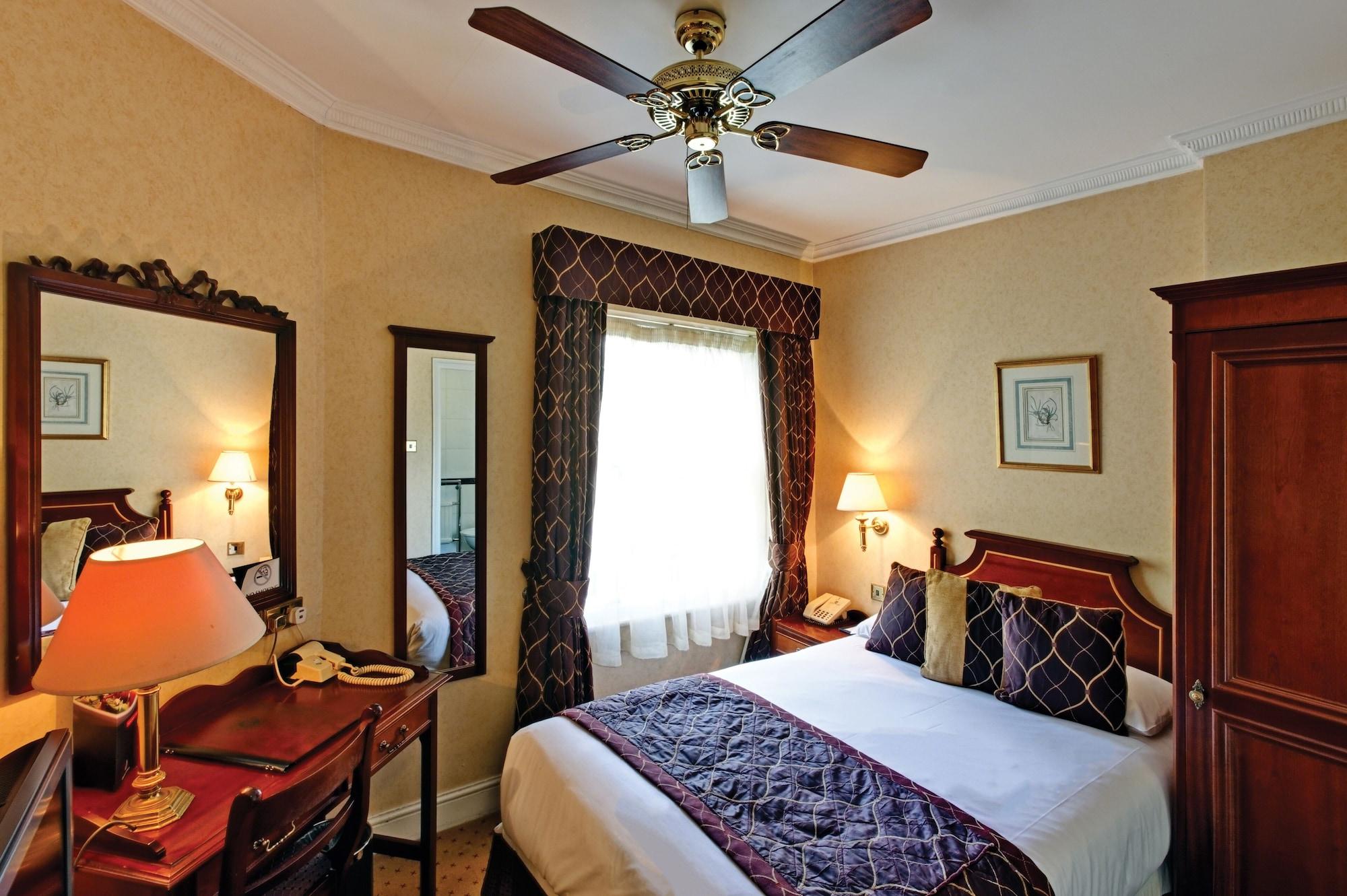 Hotel Grange Blooms London