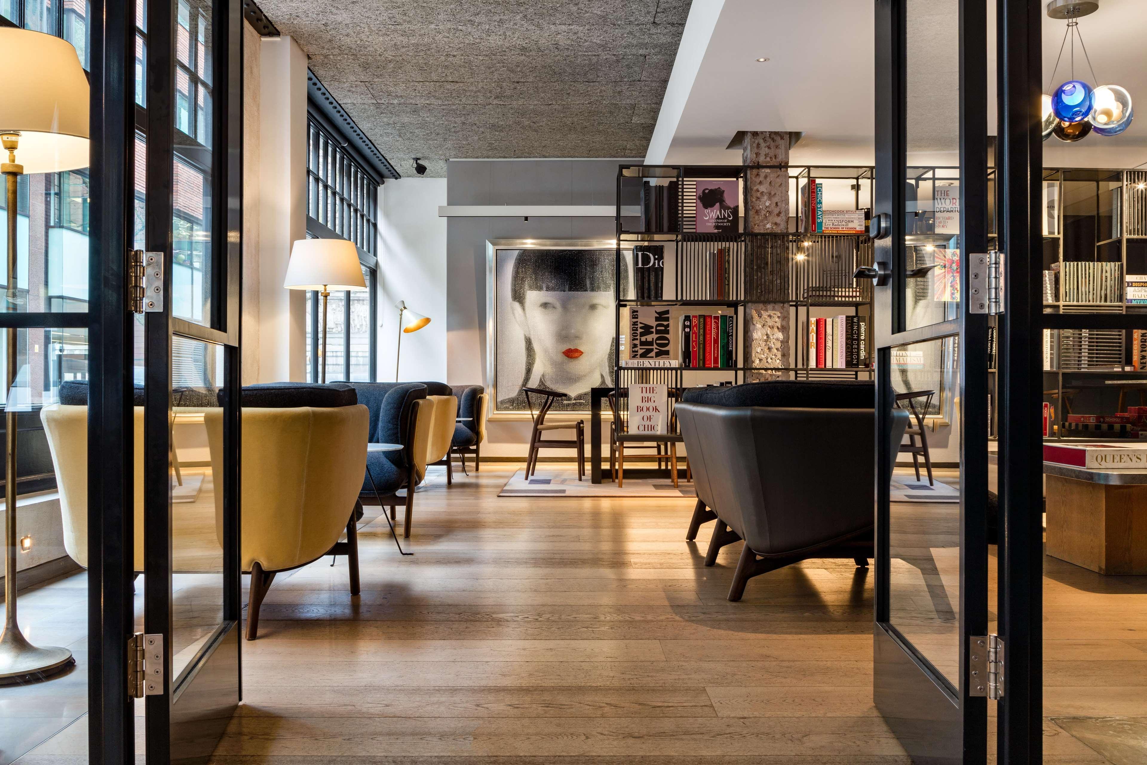 Radisson Blu Hotel, Mercer Street London