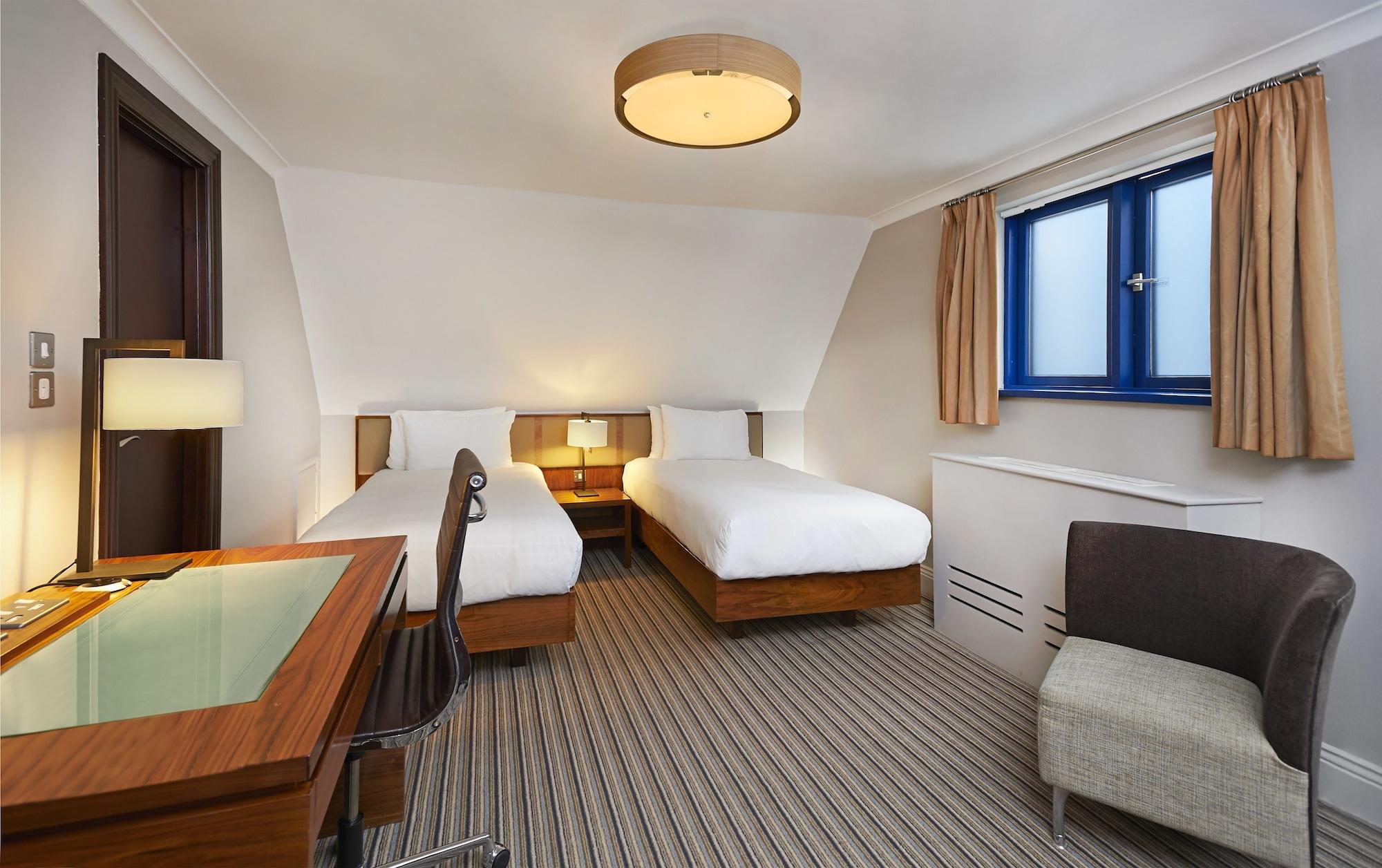 Hotel Doubletree By Hilton - Docklands Riverside