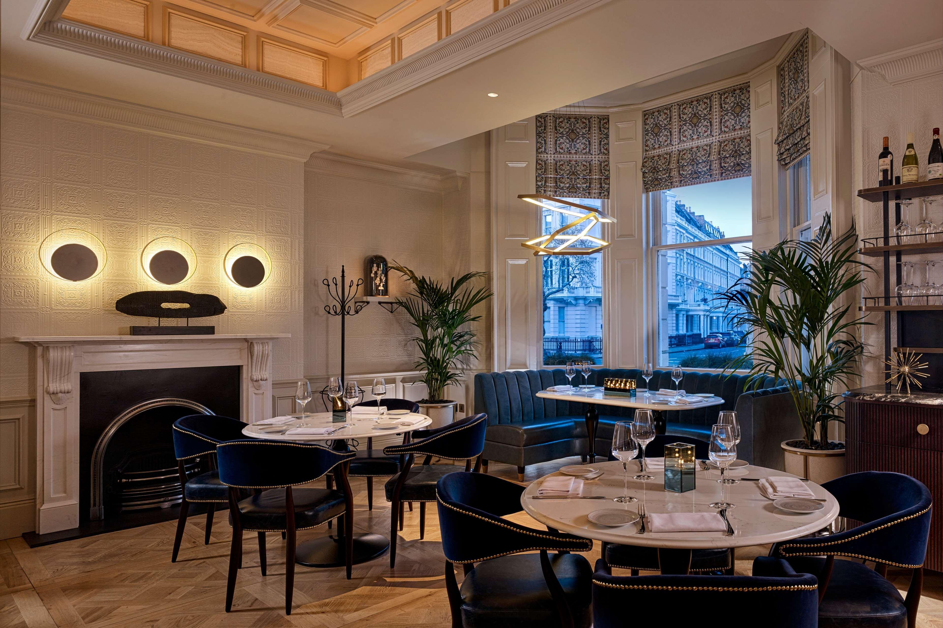 100 Queens Gate Hotel, Curio Collection By Hilton