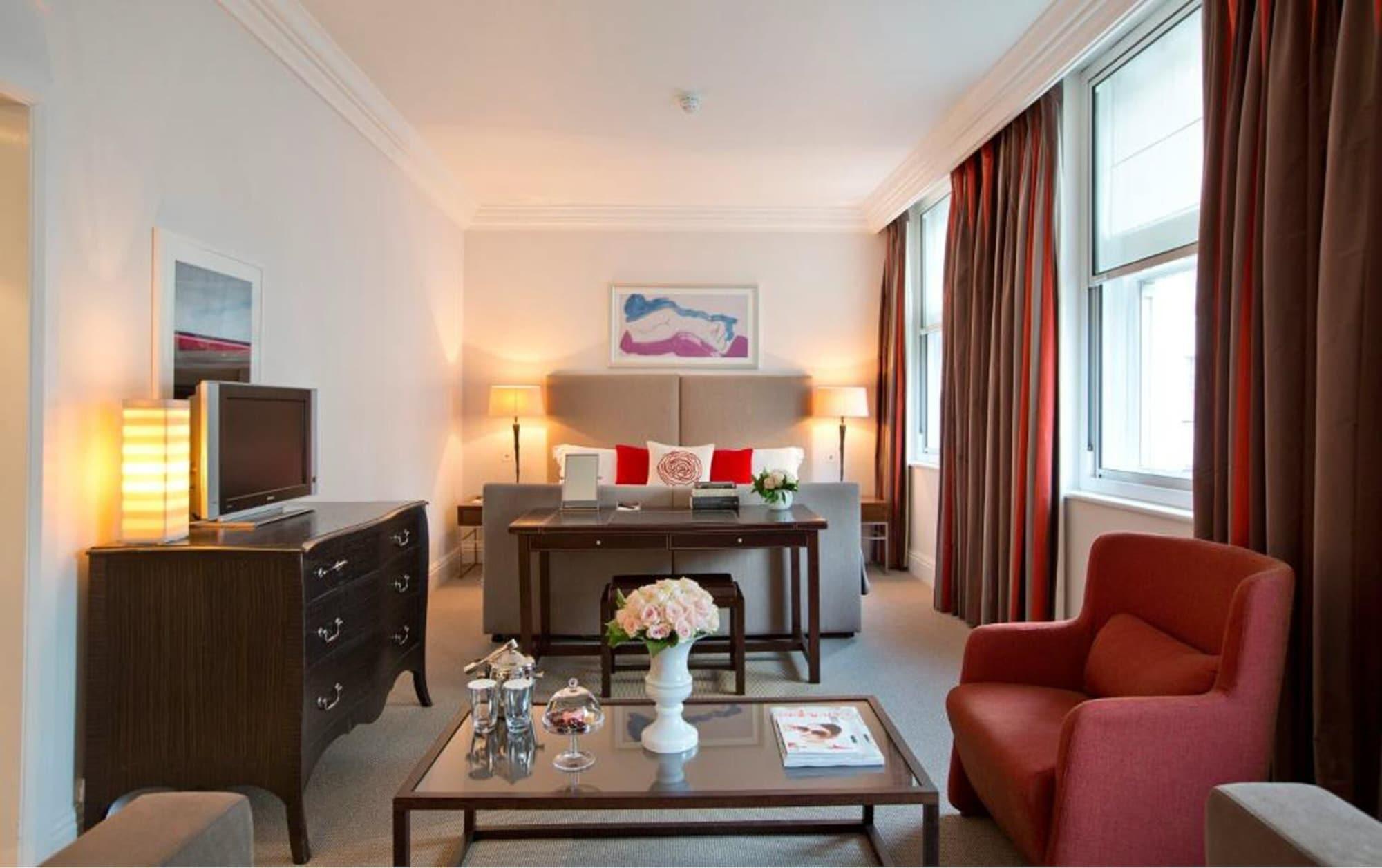 Hotel Brown's Hotel, A Rocco