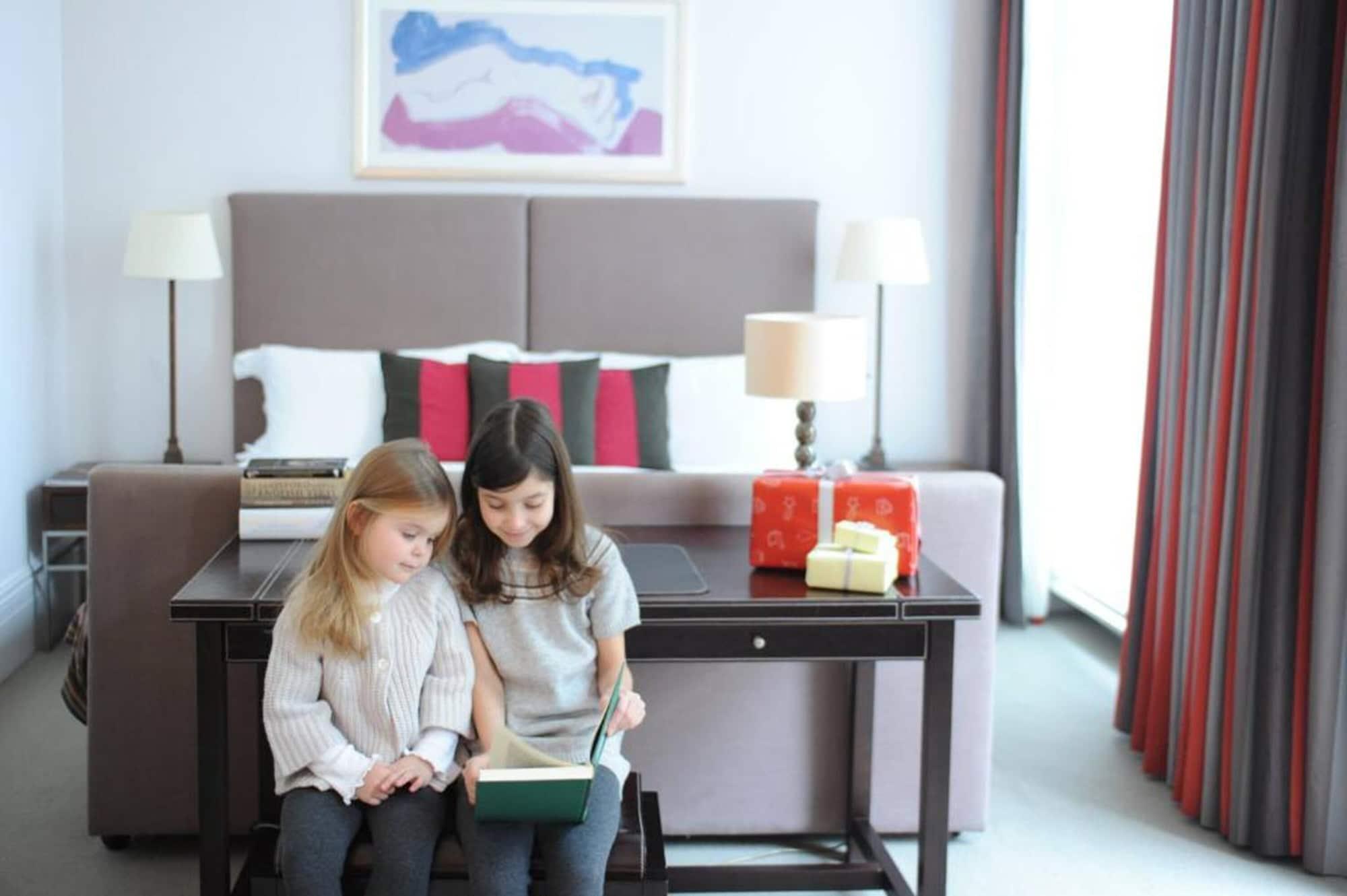 Brown's Hotel, A Rocco 5*