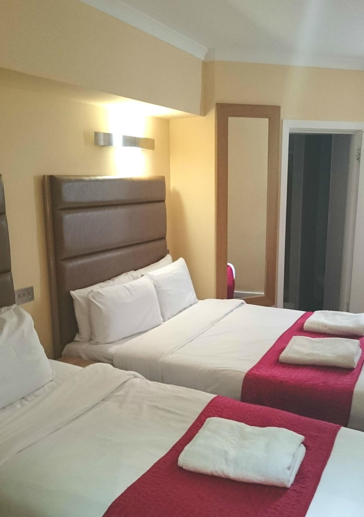Lord Jim Kensington Hotel London