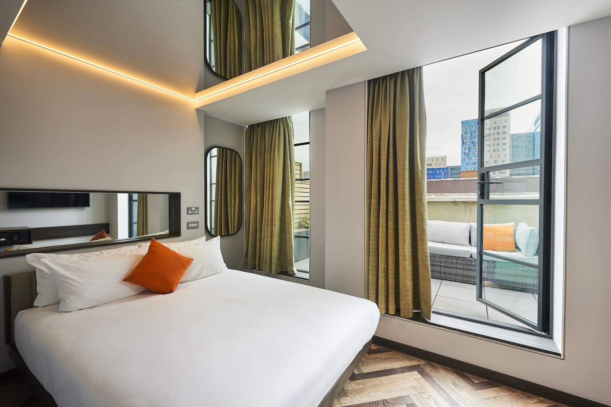 New Road 4* London