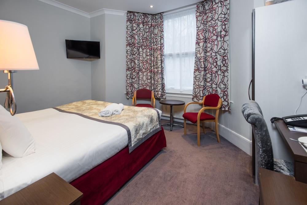Western Chiswick Palace&suites