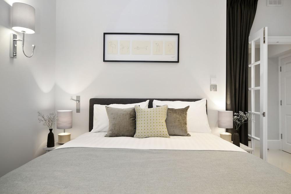 Aparthotel Queensgate Court