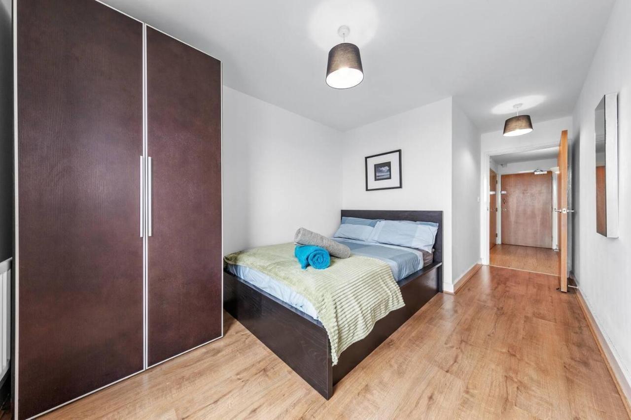 Lovely & Cosy 2 Beds Skyline View Apartamento