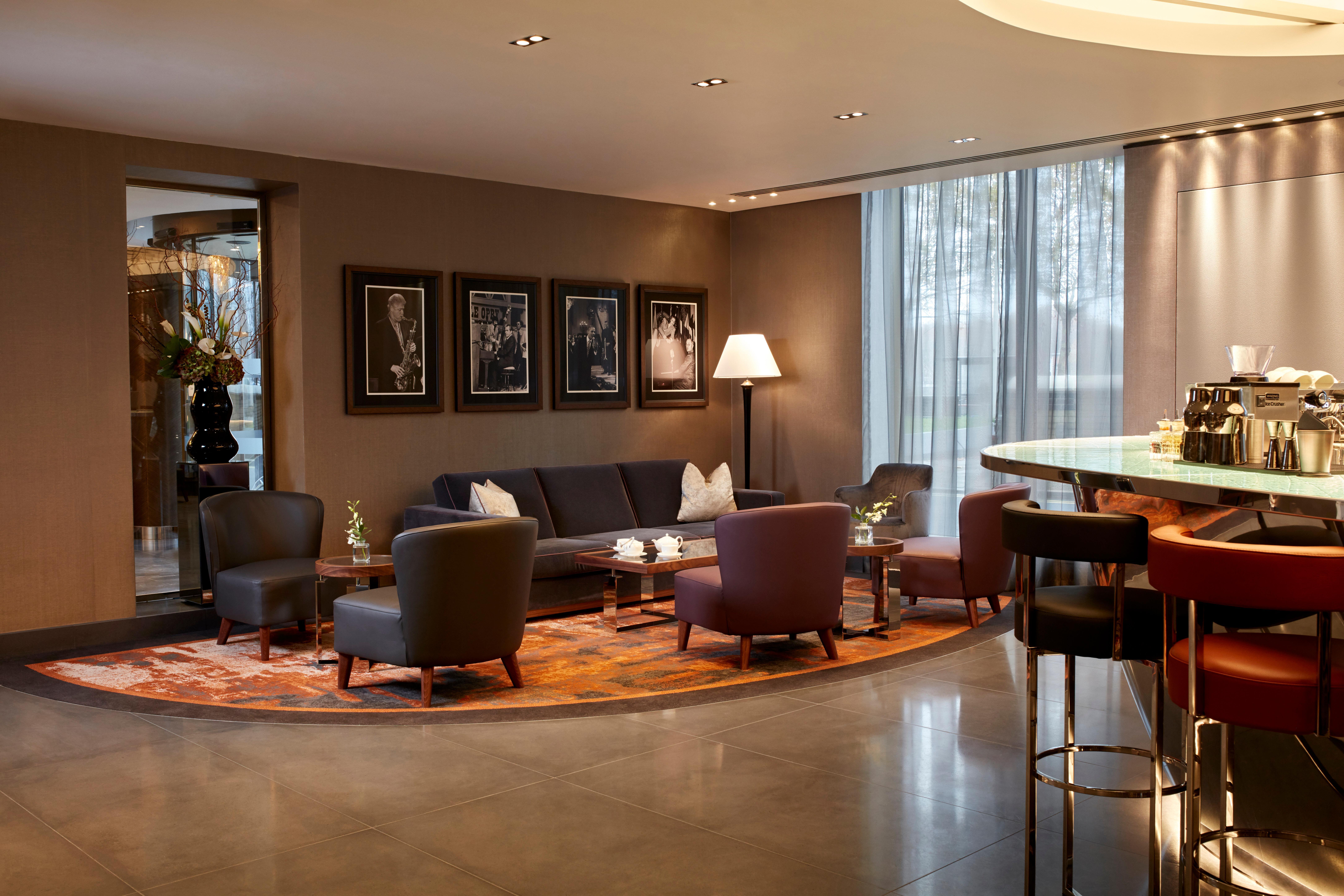 Hyatt Regency Embankment 4*