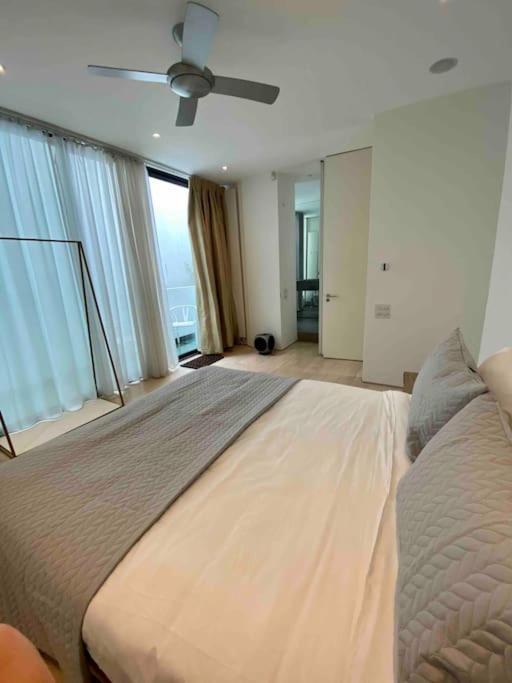 Holiday home Stunning 4 Bed Mews House With Patio London