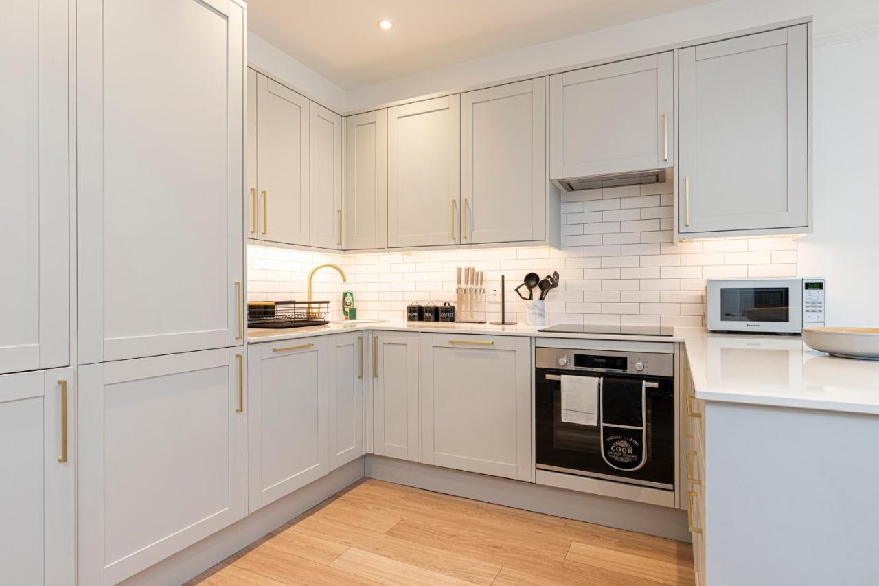 Stylish 1 Bed Flats In Soho, Next To Piccadilly Circus And Trafalgar Square Apartment