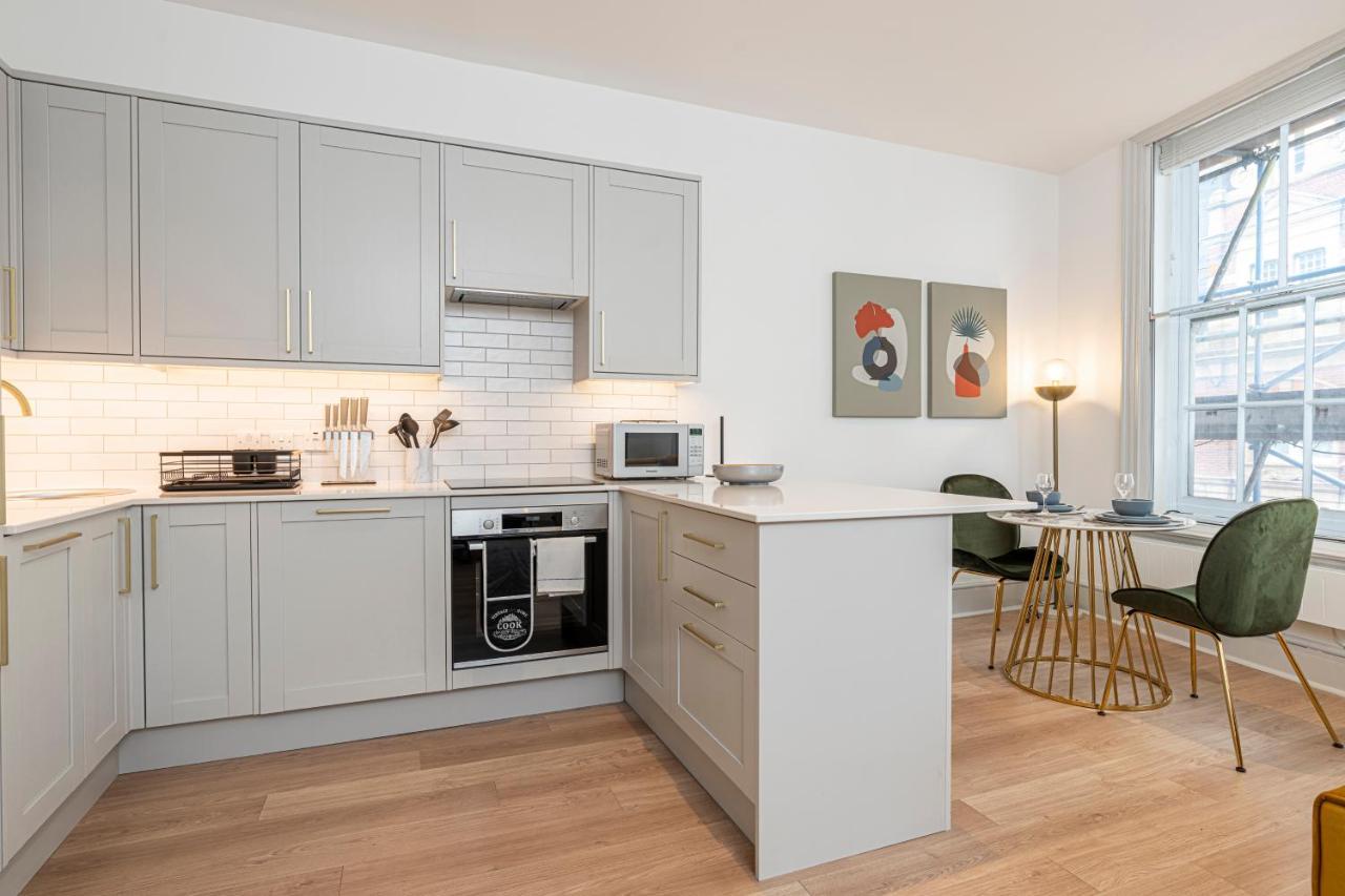 Apartment Stylish 1 Bed Flats In Soho, Next To Piccadilly Circus And Trafalgar Square