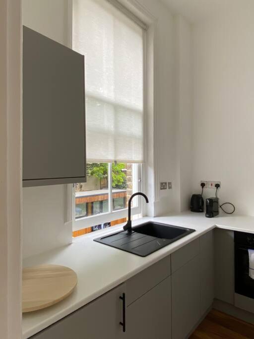 Stylish For 3 Near Regents Park N4 * London