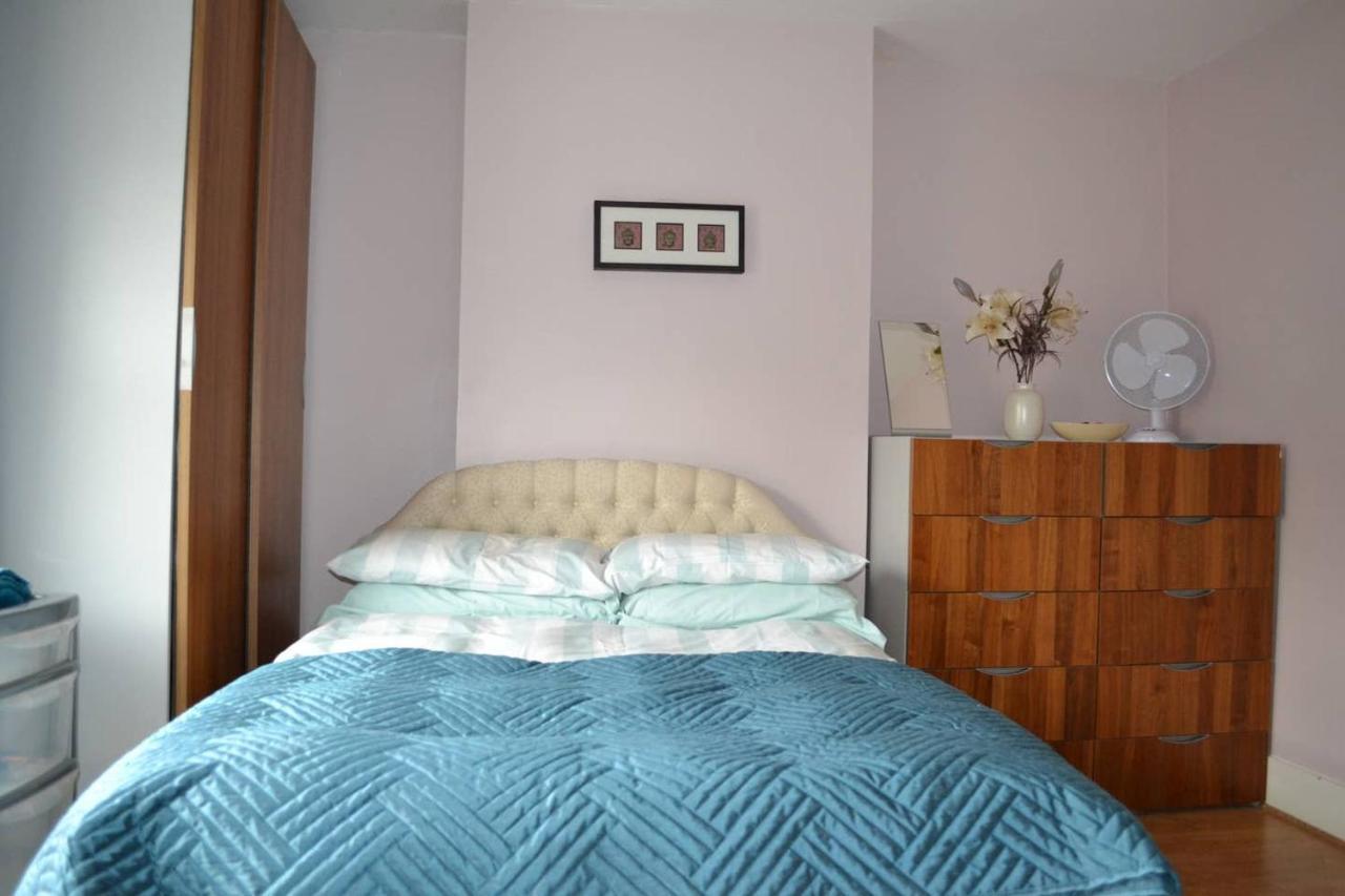 3 Bedroom House Ealing