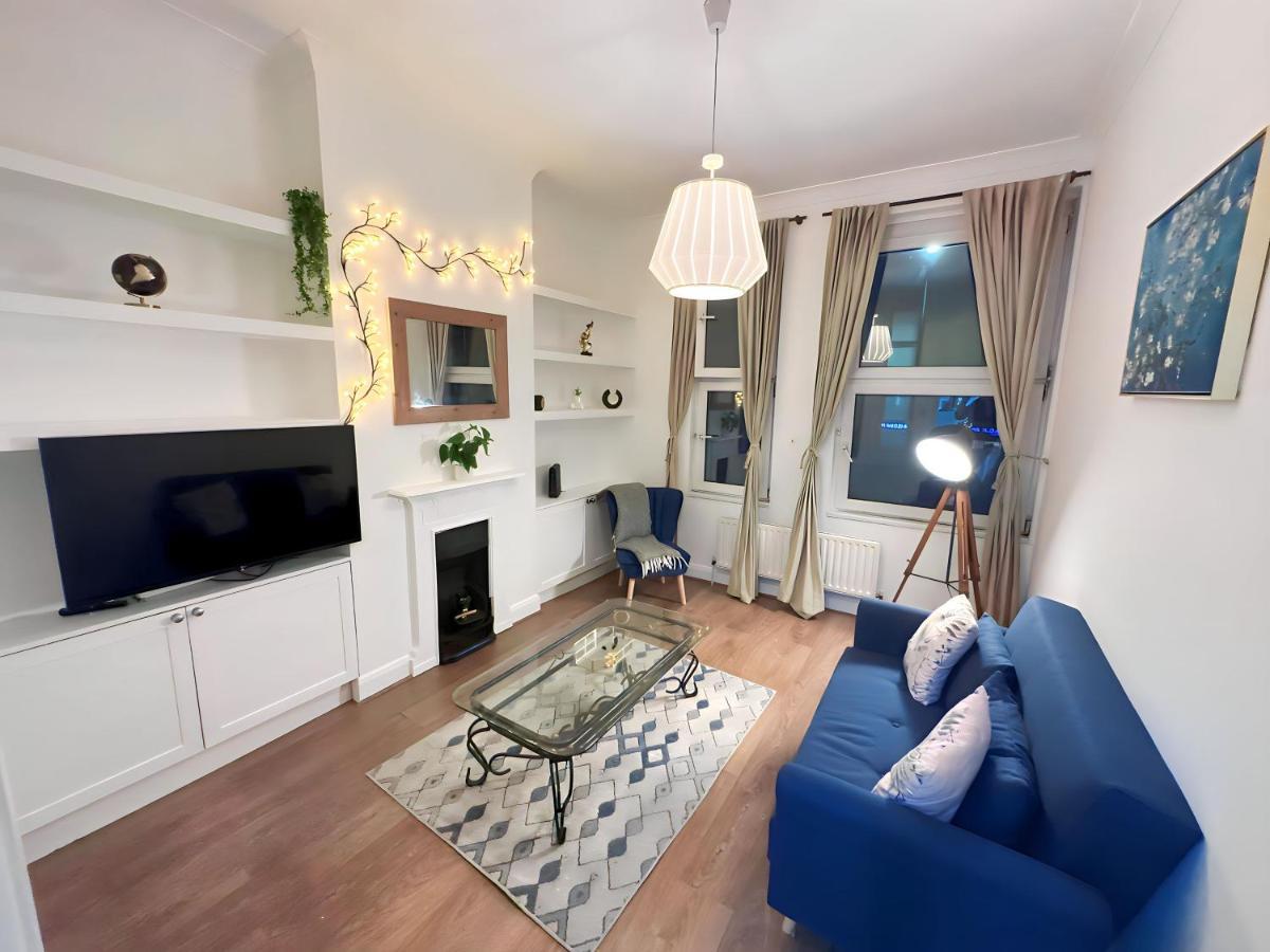 Jb Clapham, Perfect For London