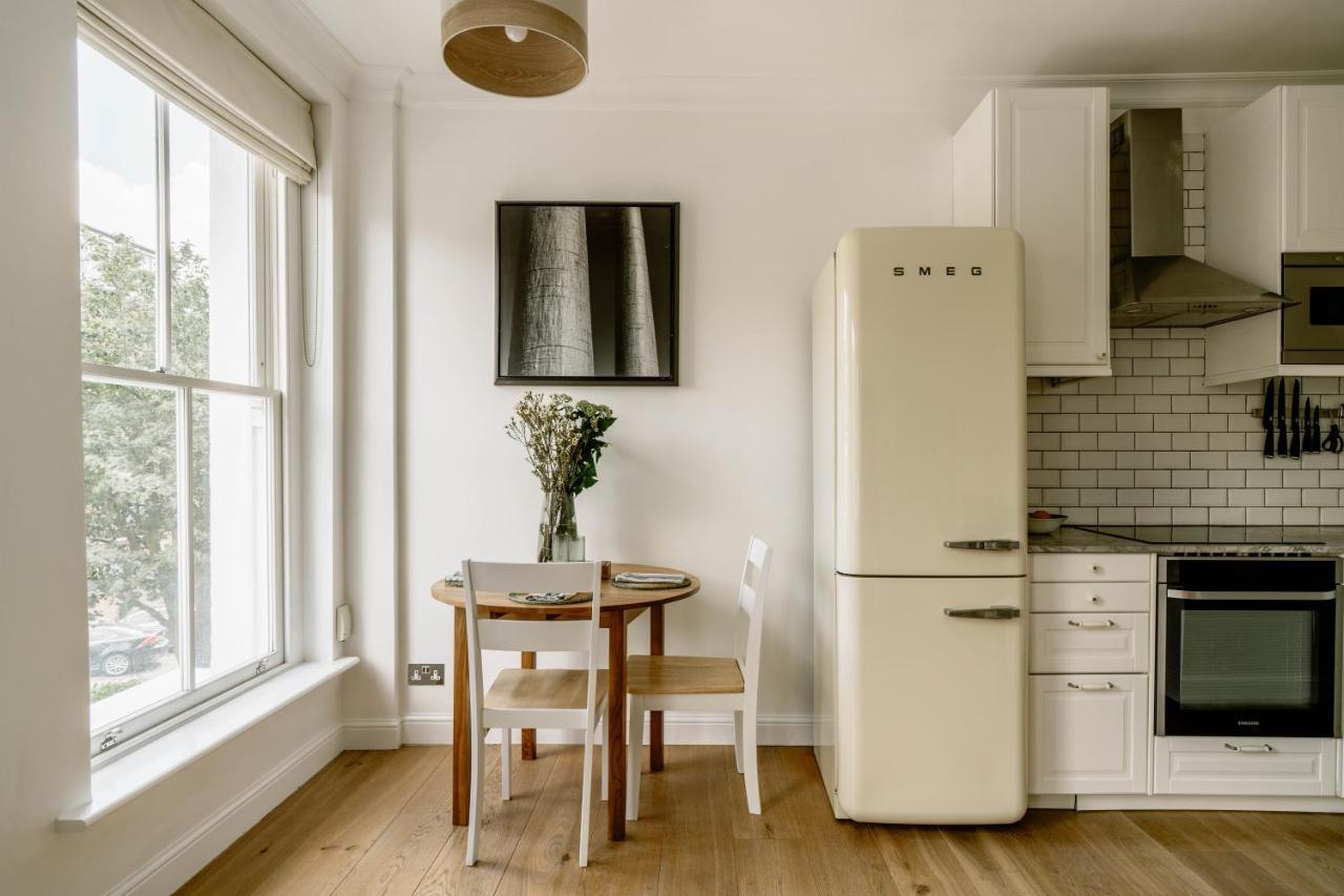 Apartment Design-led Flat In Camden On Quiet Street *