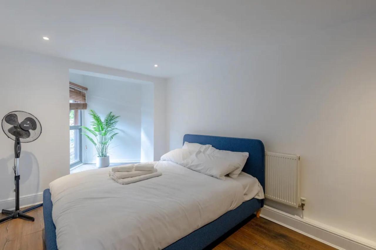 Bright & Contemporary 1bd Flat - Haggerston Apartment
