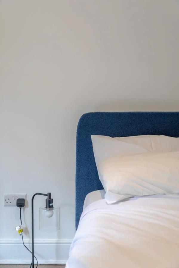 Bright & Contemporary 1bd Flat - Haggerston Apartment