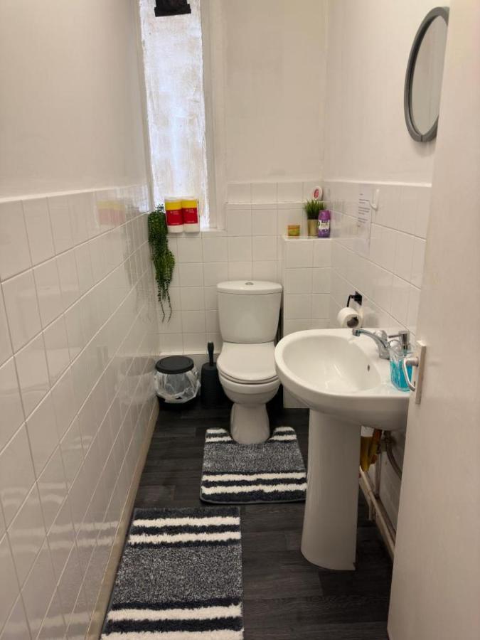 Central Location, Close To Bars Restaurants And Train Stations Hospedagem domiciliar *