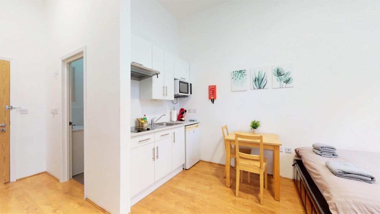 Apartment Amazing Studio London