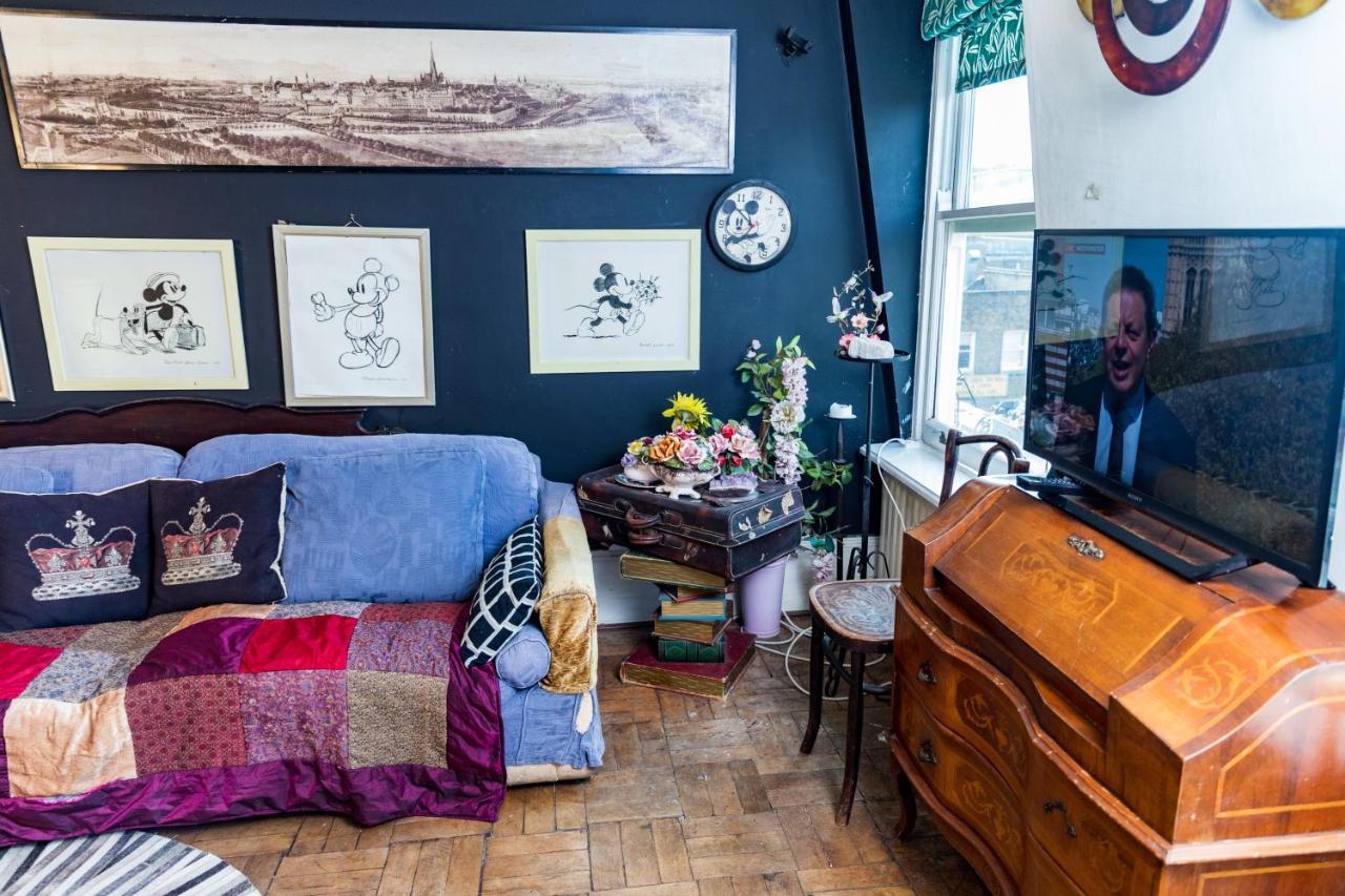 Apartment Quirky Georgian And Victorian Decorated *