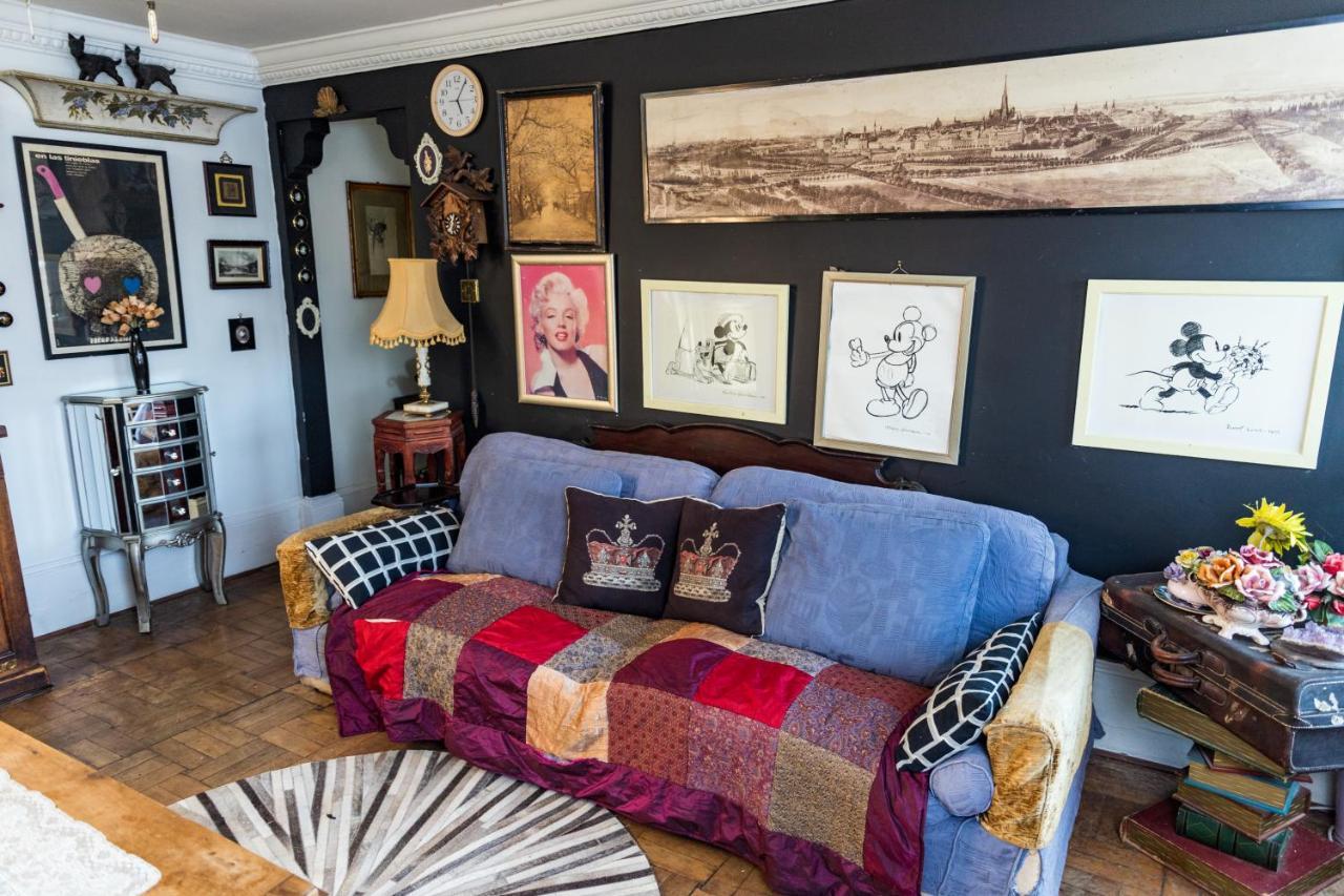 Apartment Quirky Georgian And Victorian Decorated *