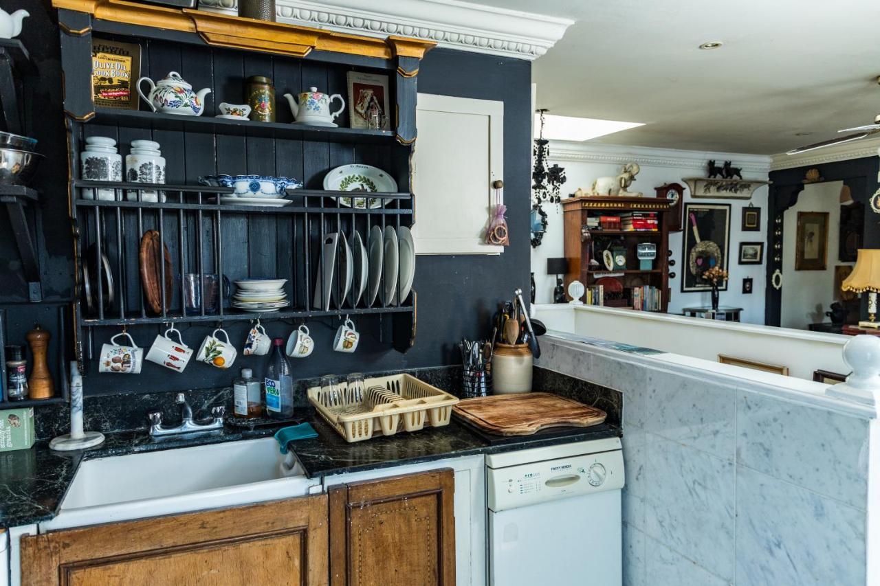 Apartment Quirky Georgian And Victorian Decorated