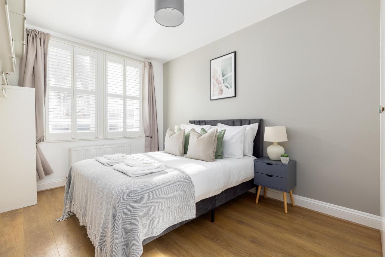 The Shepherd's Bush Luxury Apartment *