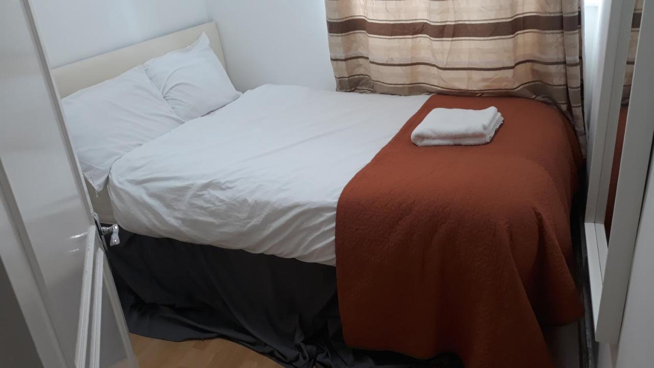 Apartment Flat 11, Soane Court London