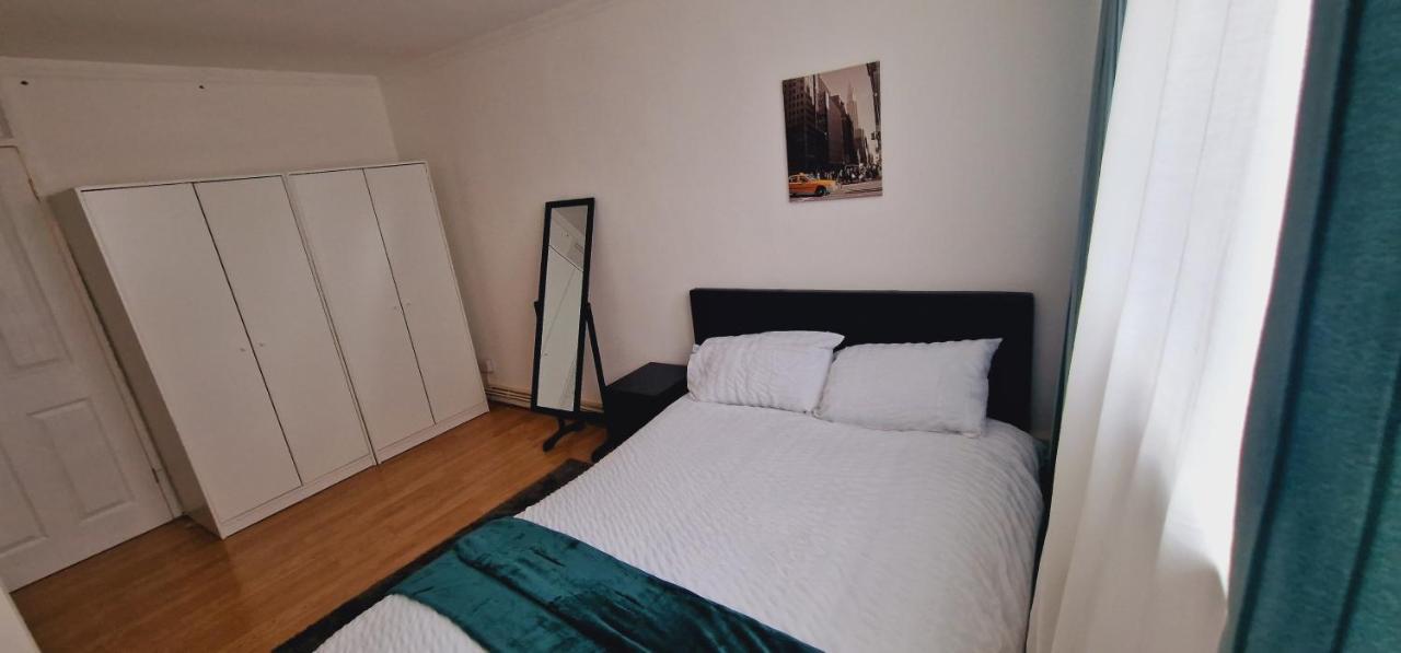 Airport Apartment