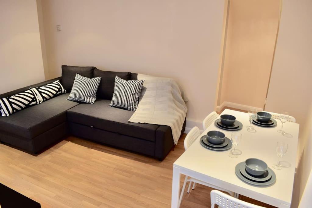 Cosy 1 Bedroom Flat Near The Eye * London