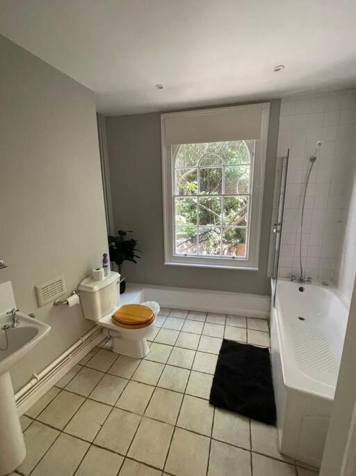 Apartment Cosy 1 Bedroom Flat Near The Eye *