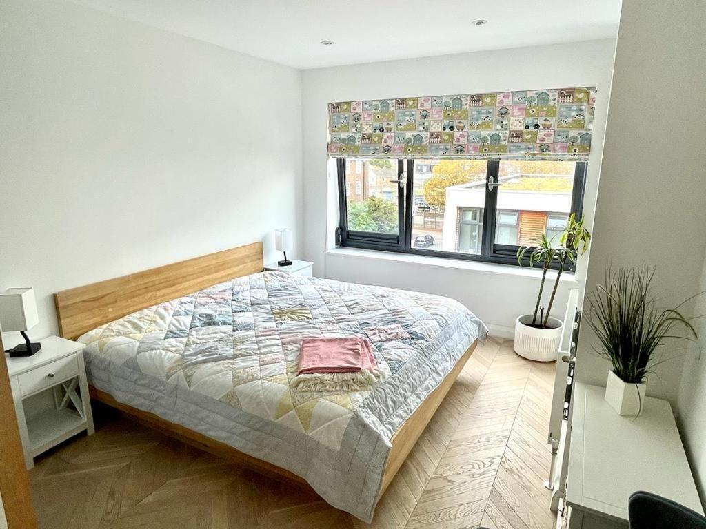 Cosy 1 Bedroom With Balcony Near Chiswick Apartamento Londres