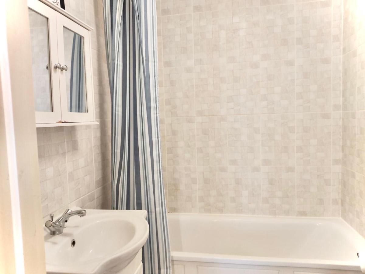 White Chapel Holiday 2 Bedroom Apartment