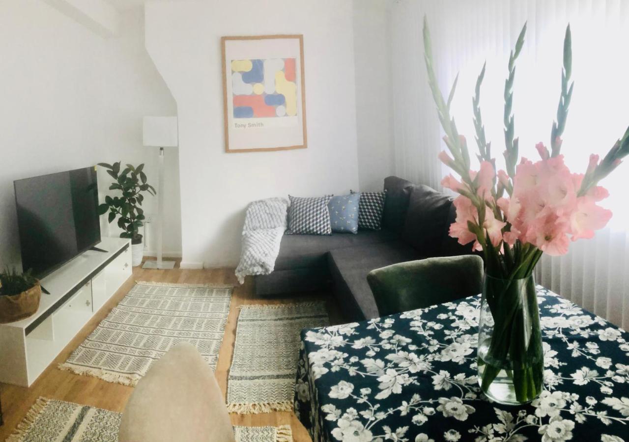 Location- 2 Bedroom Apartamento Londres