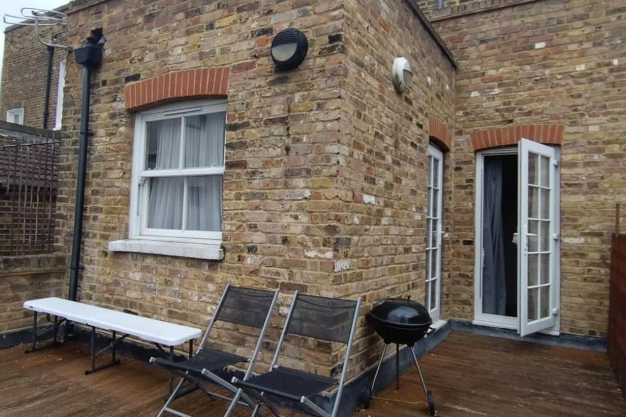 Quiet And Cozy 2 Seperate Bedrooms And 2 Bathroom With Terrace London