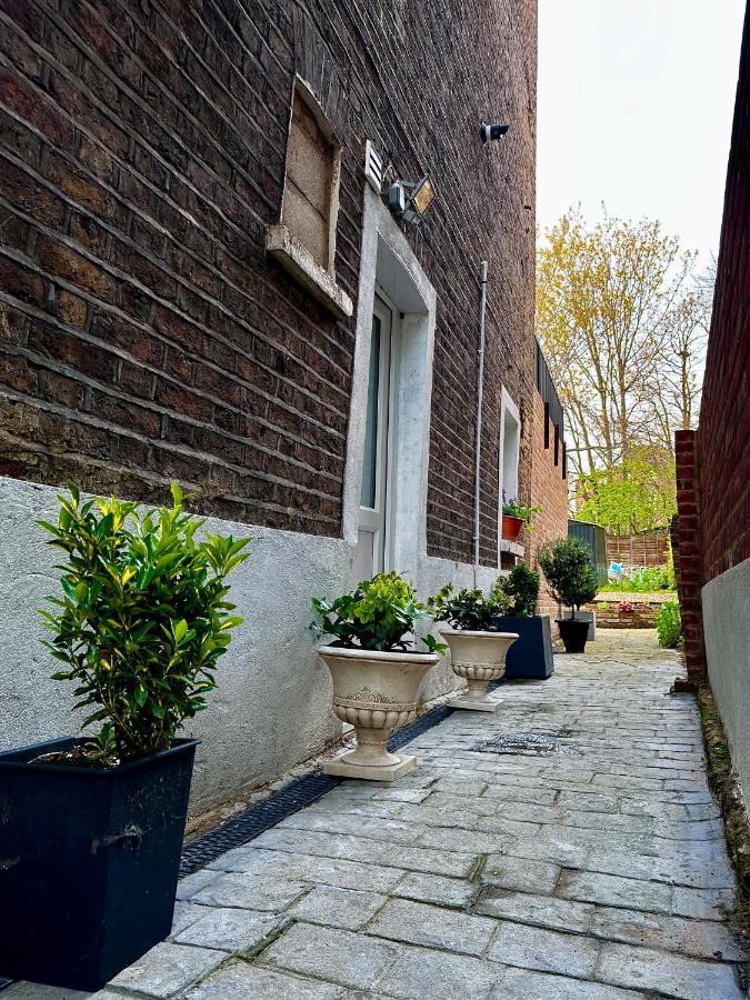 Charming 4 Bedrooms House With Garden In Heart Of Camden Holiday home London