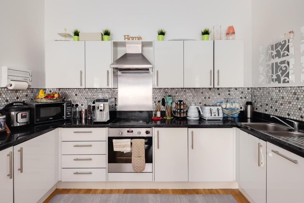 Two Double Bedroom Duplex Flat Apartamento *
