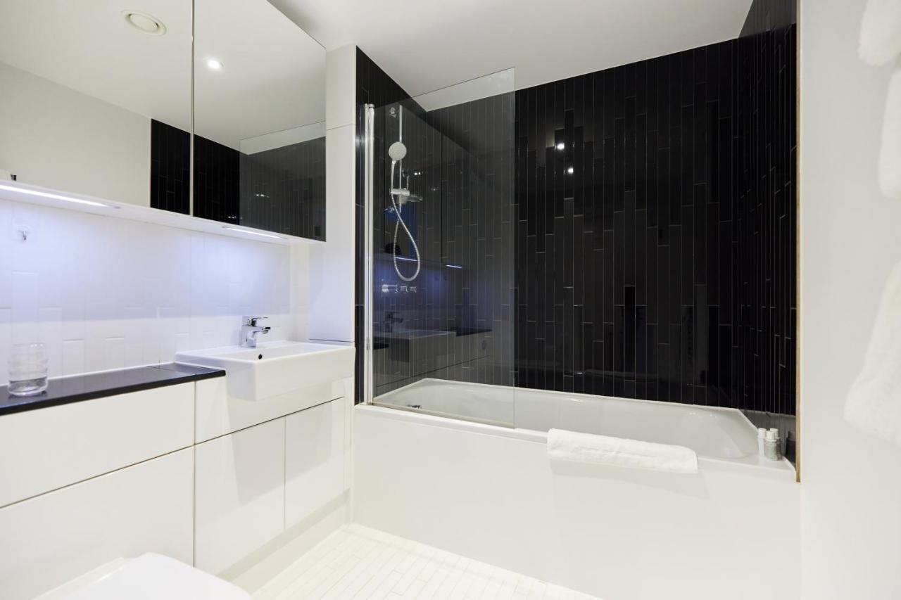 The Elephant And Castle Hideout - Cozy 1bdr Flat With Balcony *