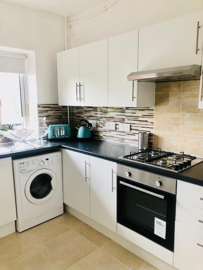 Location- 2 Bedroom * Londres