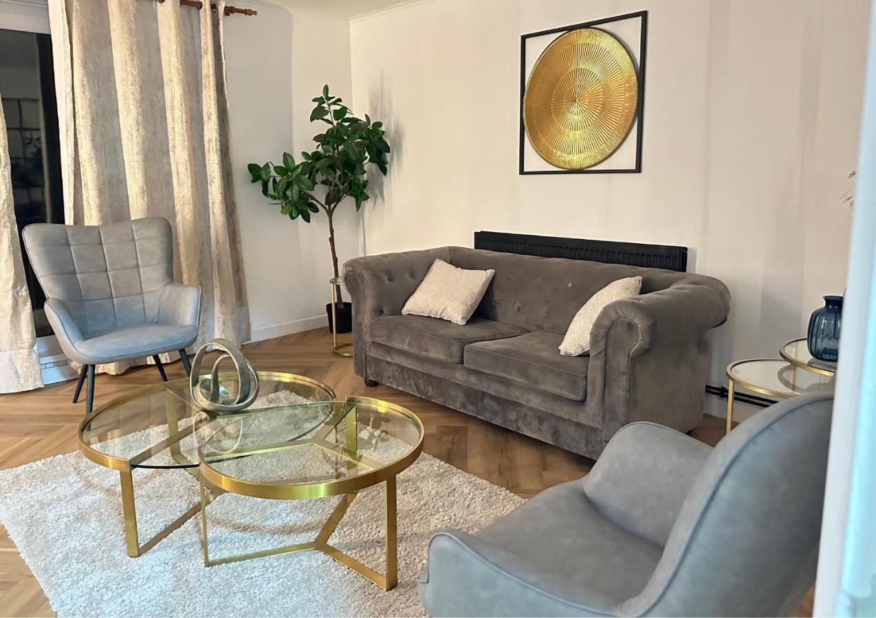 Bella-ruiz For Your Perfect Staycation * London