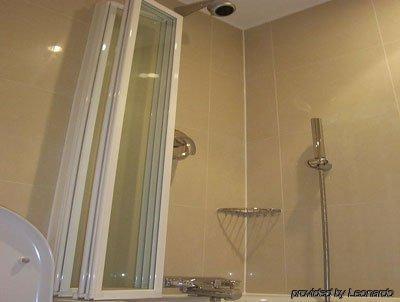 Hotel Park Grand Hyde Park 4*