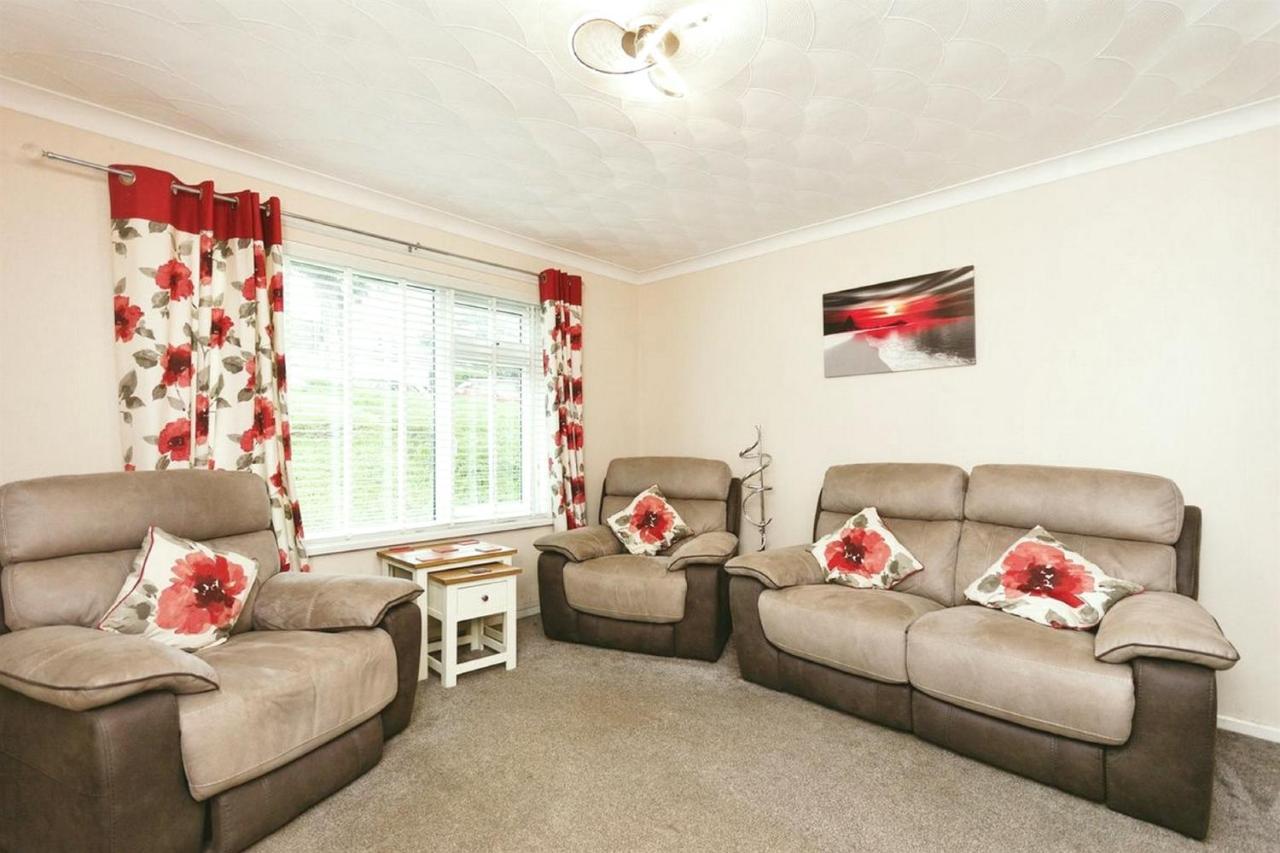 Stunning 3br Penthouse With Ac, Private Lift And Balcony In London