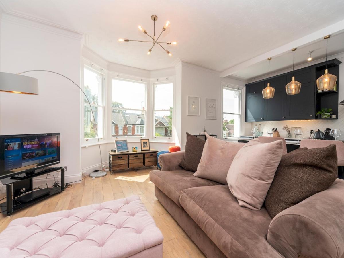 Pass The Keys Cosy And Chic Flat Near Greenwich Park Apartment *