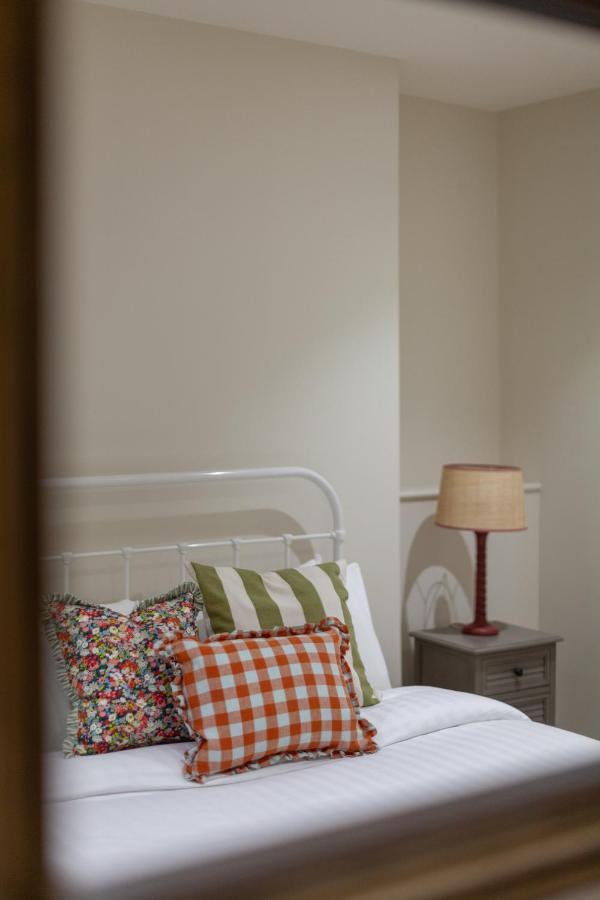 Primary Located Splendid 2br Flat Near Hyde Park
