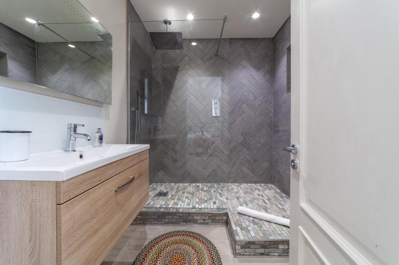 Primary Located Splendid 2br Flat Near Hyde Park