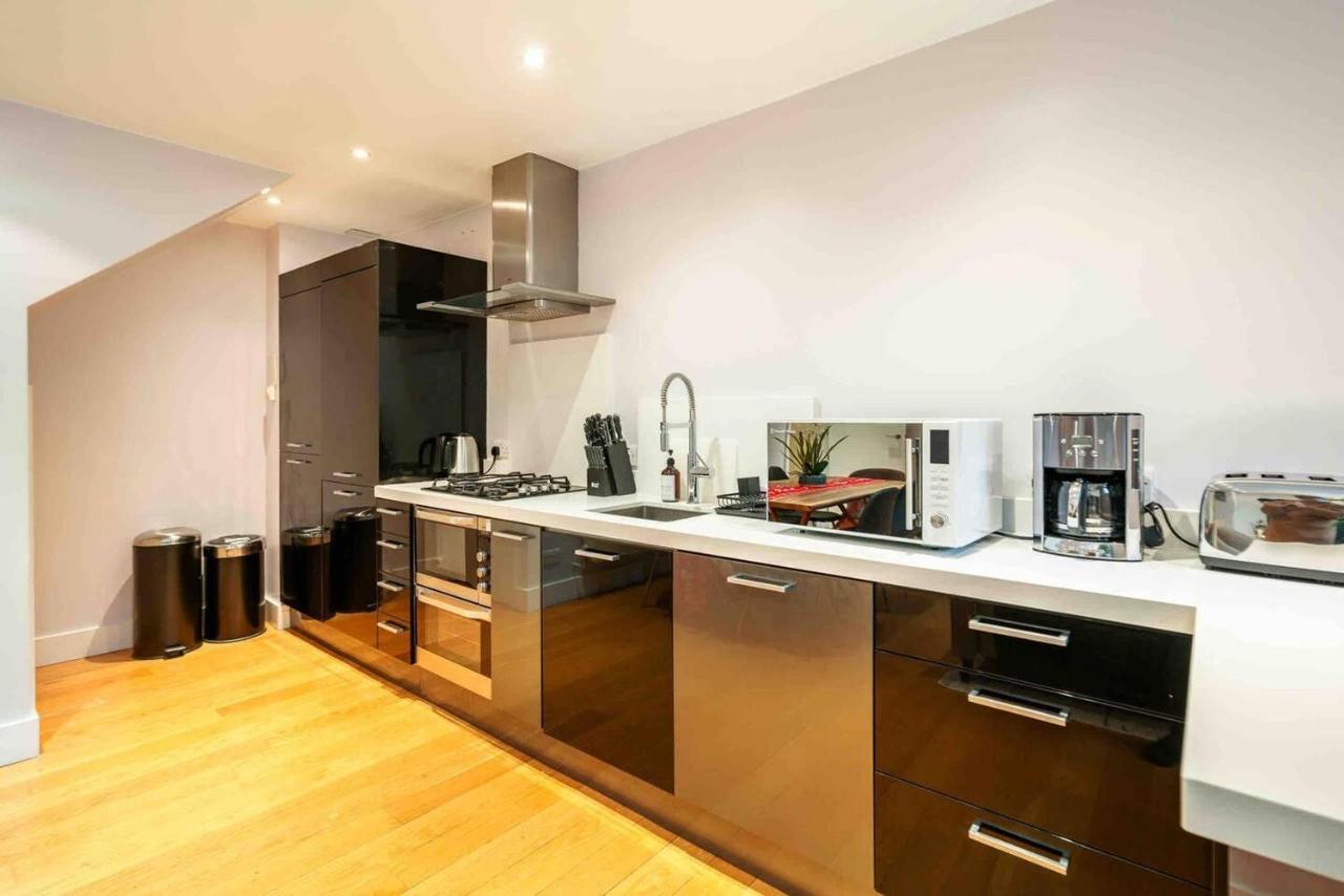 Stunning 3-bed House In
