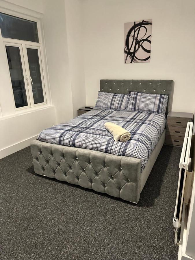 Casa de férias 3 Bedroom House With Garden In Tottenham *