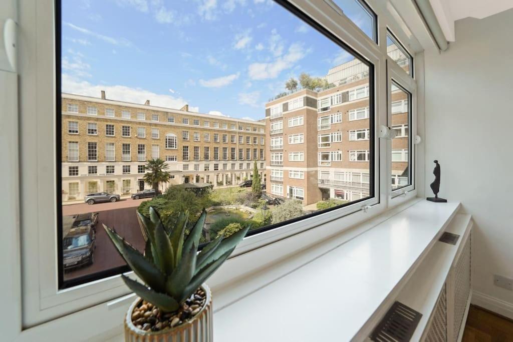 Unique 2 Bed 2 Bath Victorian Flat Regents Park *
